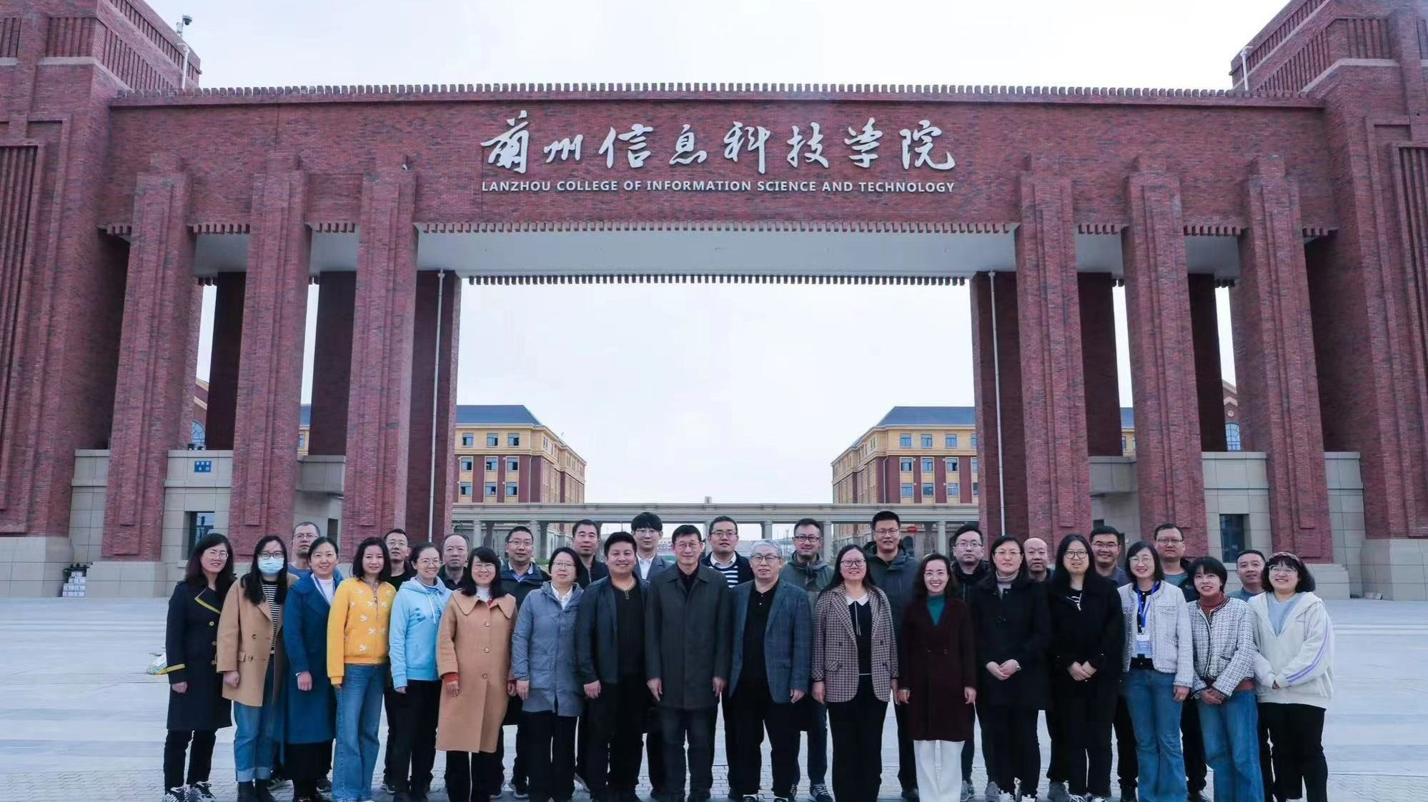 beat365在线唯一官网基于OBE理念的教学改革和创新工作坊系列培训圆满收官