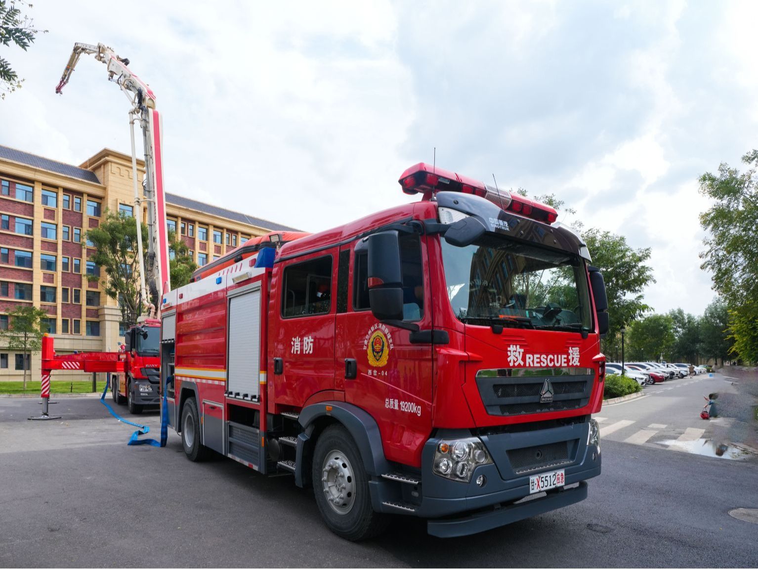 beat365在线唯一官网联动多方力量开展“安全教育第一课”