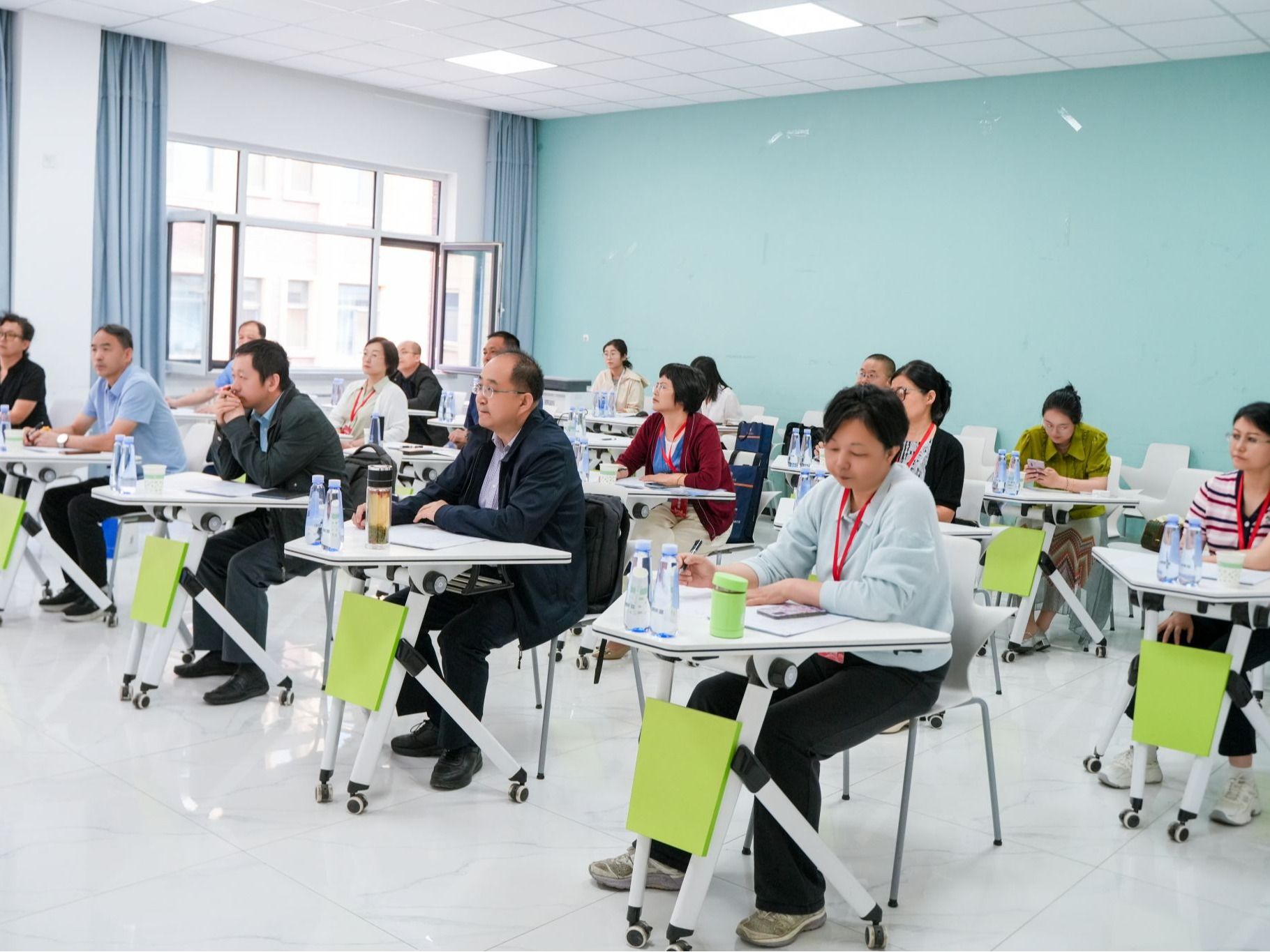 2025年甘肃高校物理青年教师讲课比赛暨省教委研讨会在beat365在线唯一官网成功举办