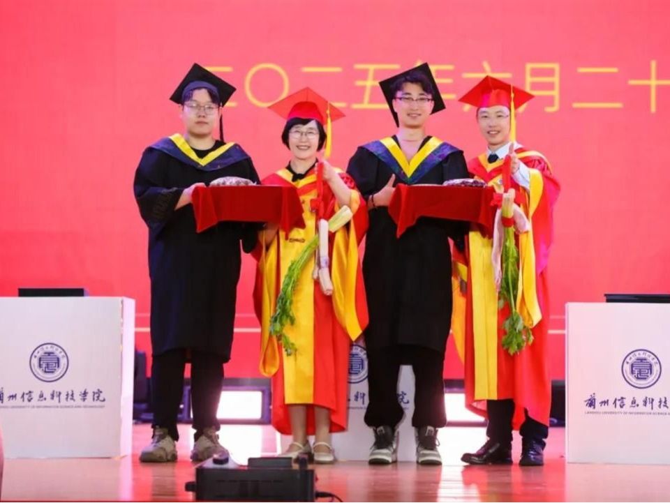 精彩不断，直击beat365在线唯一官网2025届毕业典礼