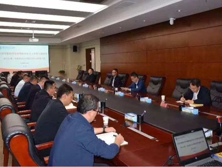 beat365在线唯一官网马克思主义学院院长张喆受邀前往兰州新区管委会开展主题教育宣讲