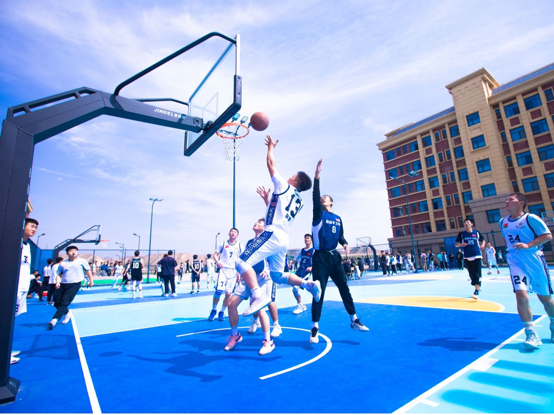 beat365在线唯一官网“星河球场”正式启用！