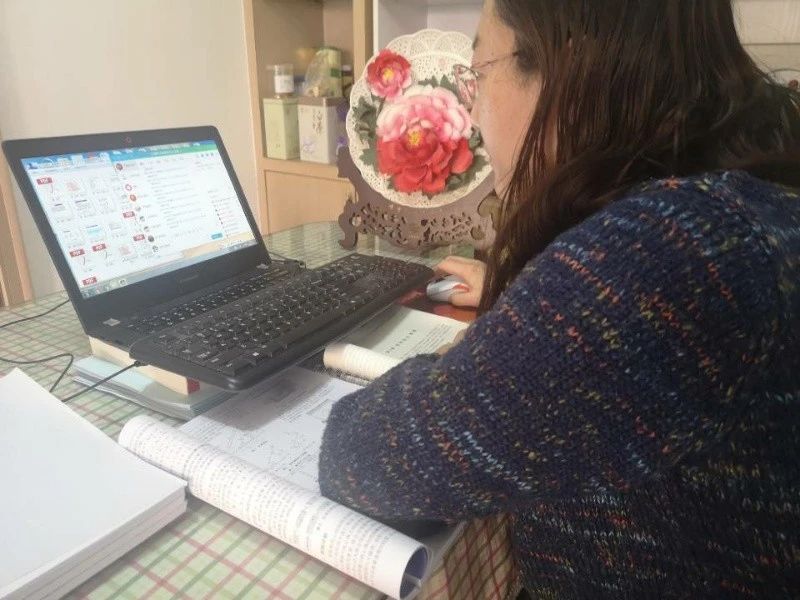 机电工程学院 刘文静.jpg