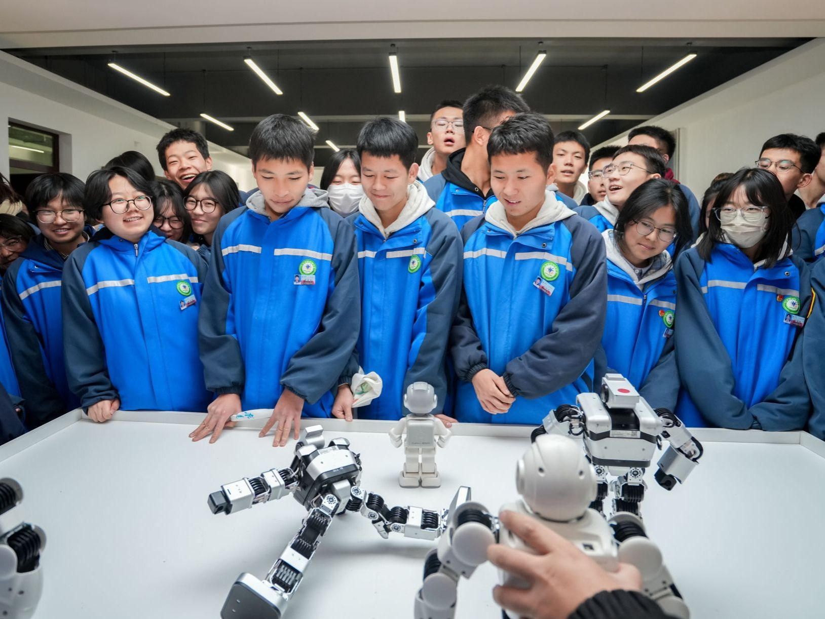 beat365在线唯一官网举行“研学问道，智拓新程”校园开放日活动