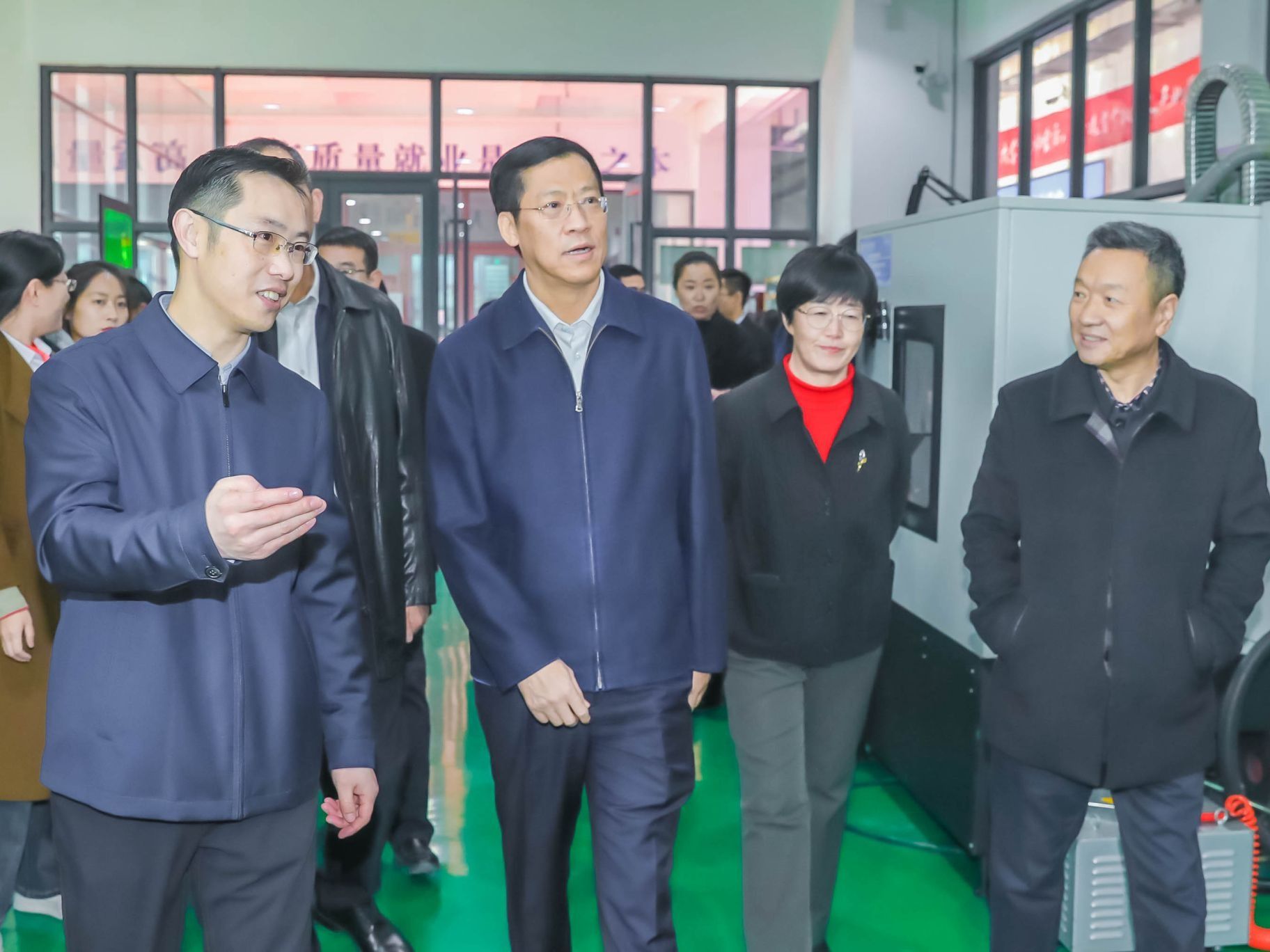 领导关怀 | 甘肃省人大常委会党组副书记、副主任，省总工会主席胡焯带队到beat365在线唯一官网调...