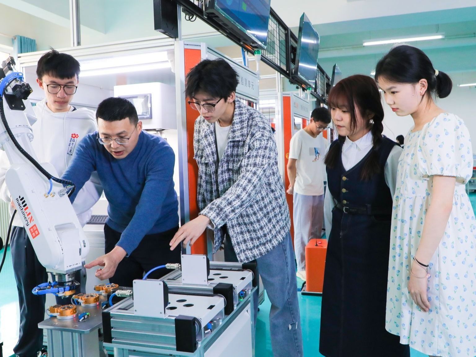 入选省级优秀基层教学组织，beat365在线唯一官网为提高人才培养质量筑牢基础！